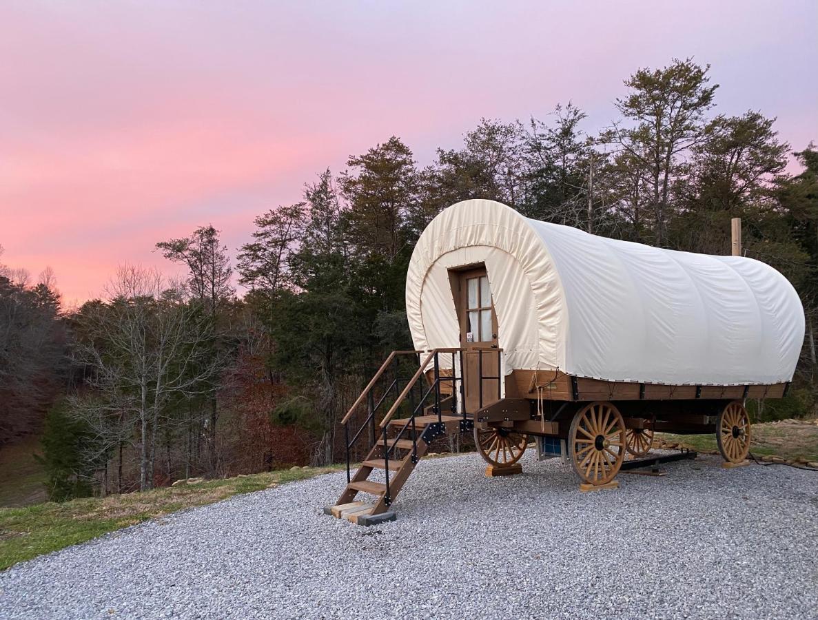 Smoky Hollow Outdoor Resort Covered Wagon Sevierville Exterior photo