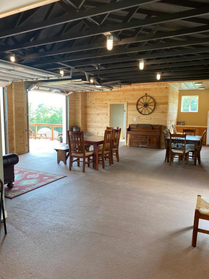 Smoky Hollow Outdoor Resort Covered Wagon Sevierville Exterior photo
