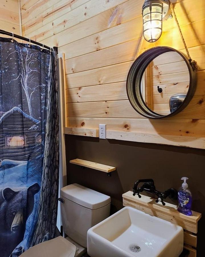 Smoky Hollow Outdoor Resort Covered Wagon Sevierville Exterior photo